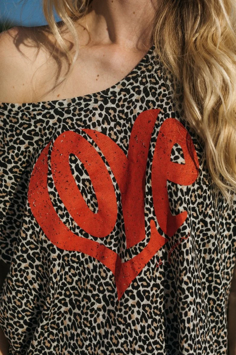 One tee -  Anna Leo T-shirt